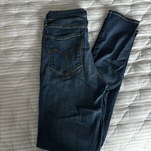 High rise skinny Levi’s